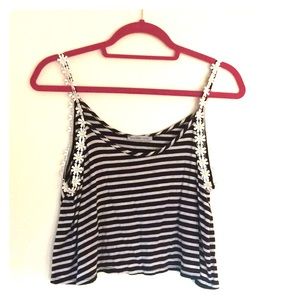 Charlotte Russe Striped Daisy Crop Top